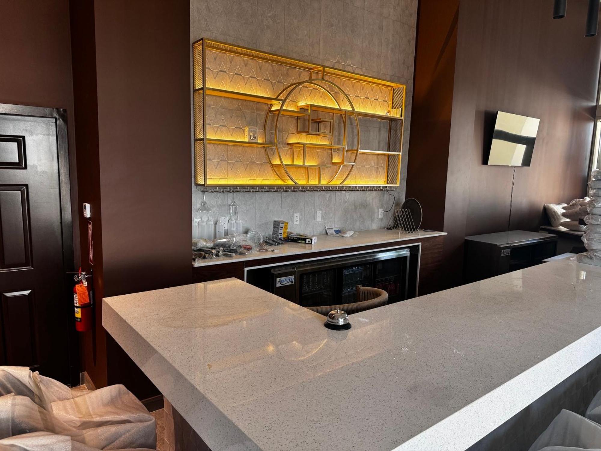 Galaxy Hotel Сент-Питерсберг Экстерьер фото