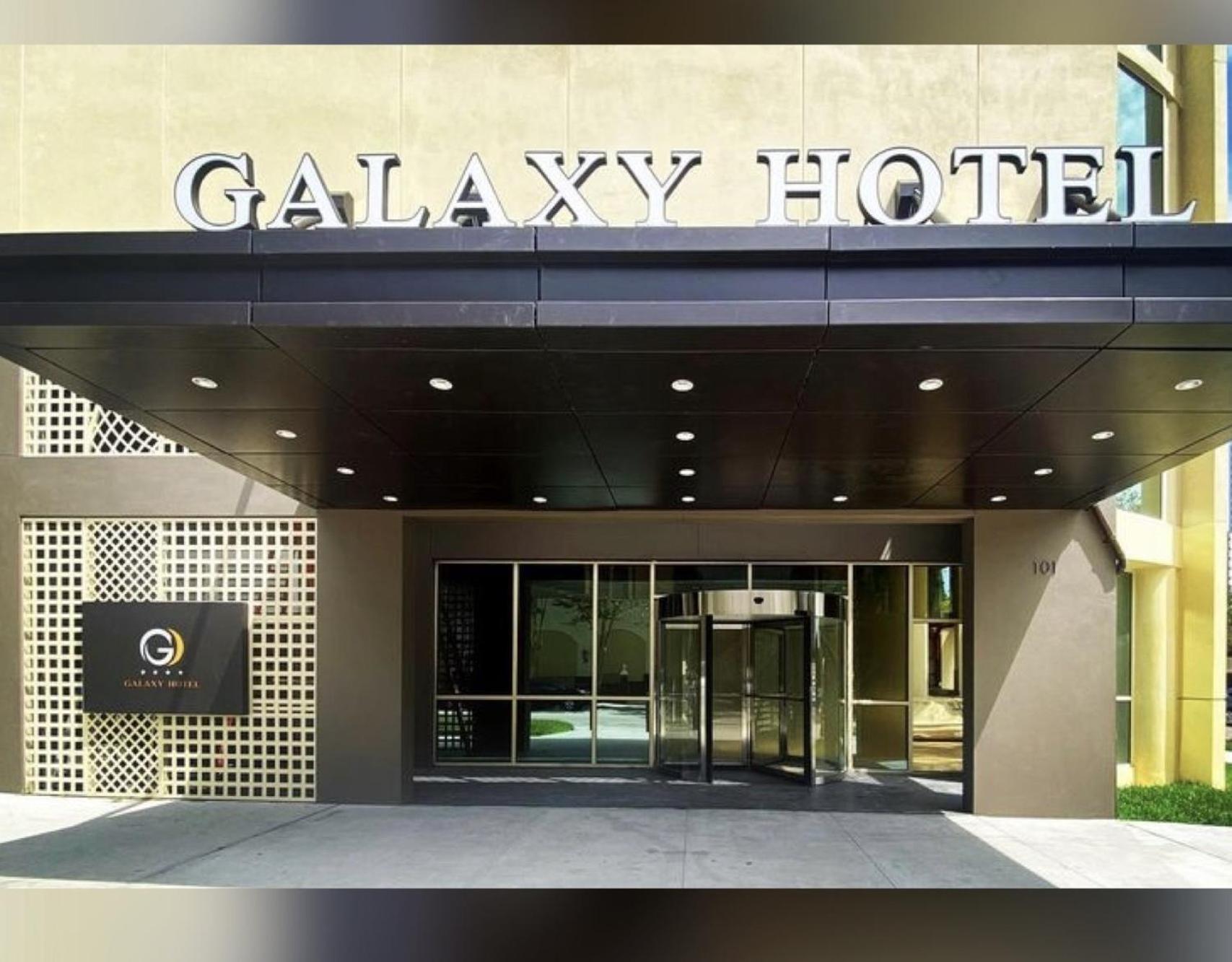 Galaxy Hotel Сент-Питерсберг Экстерьер фото